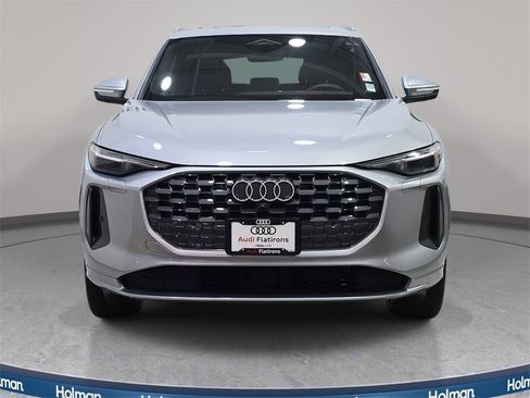 Used 2025 Audi Q5 Premium Plus w/ Premium Plus image 3