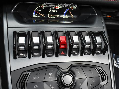 Used 2019 Lamborghini Huracan LP 580-2 image 14