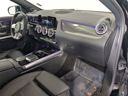 Used 2023 Mercedes-Benz GLA 35 AMG 4MATIC image 32