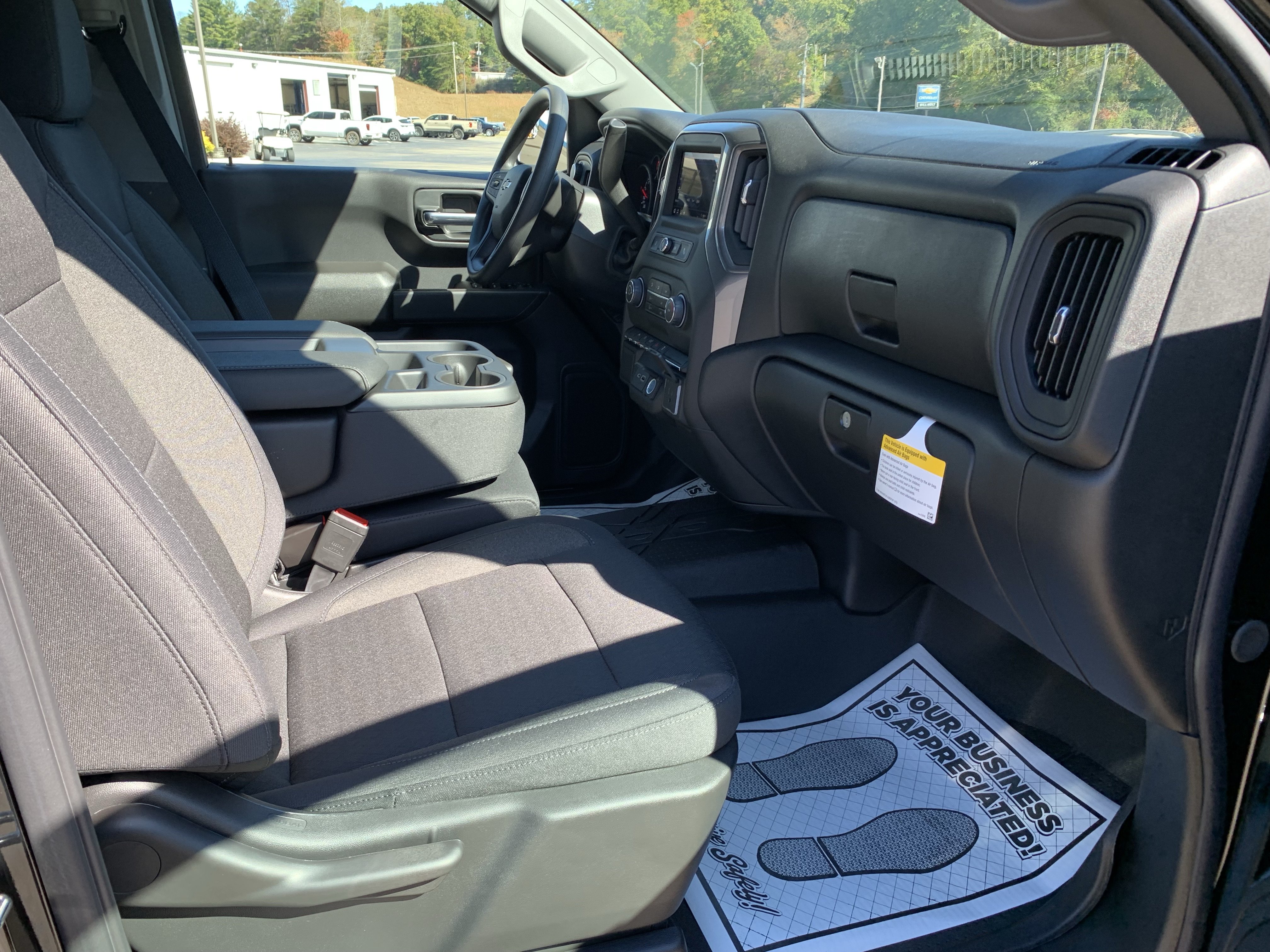New 2026 Chevrolet Silverado 1500 Custom w/ Turbomax Blackout Package AWD/4WD image 20