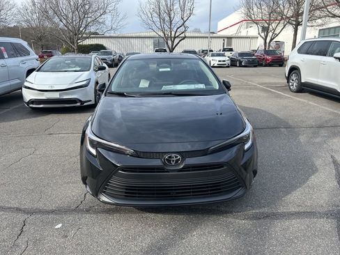 New 2026 Toyota Corolla LE image 2