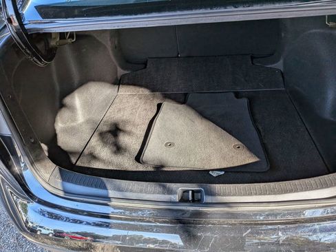 Used 2024 Toyota Corolla LE image 30