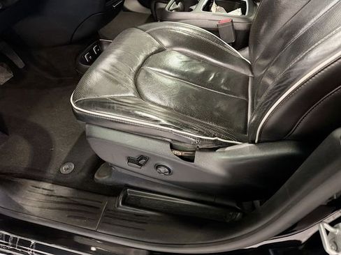 Used 2019 Chrysler Pacifica Limited w/ Advanced Safetytec Group image 18