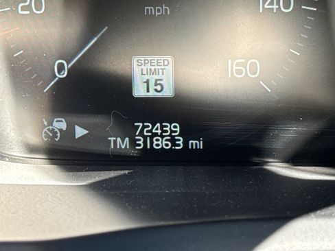 Used 2020 Volvo XC90 T6 Momentum image 8