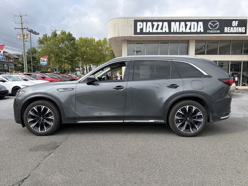 Used 2024 MAZDA CX-90 Plug-In Hybrid w/ Premium Pkg AWD/4WD image 4
