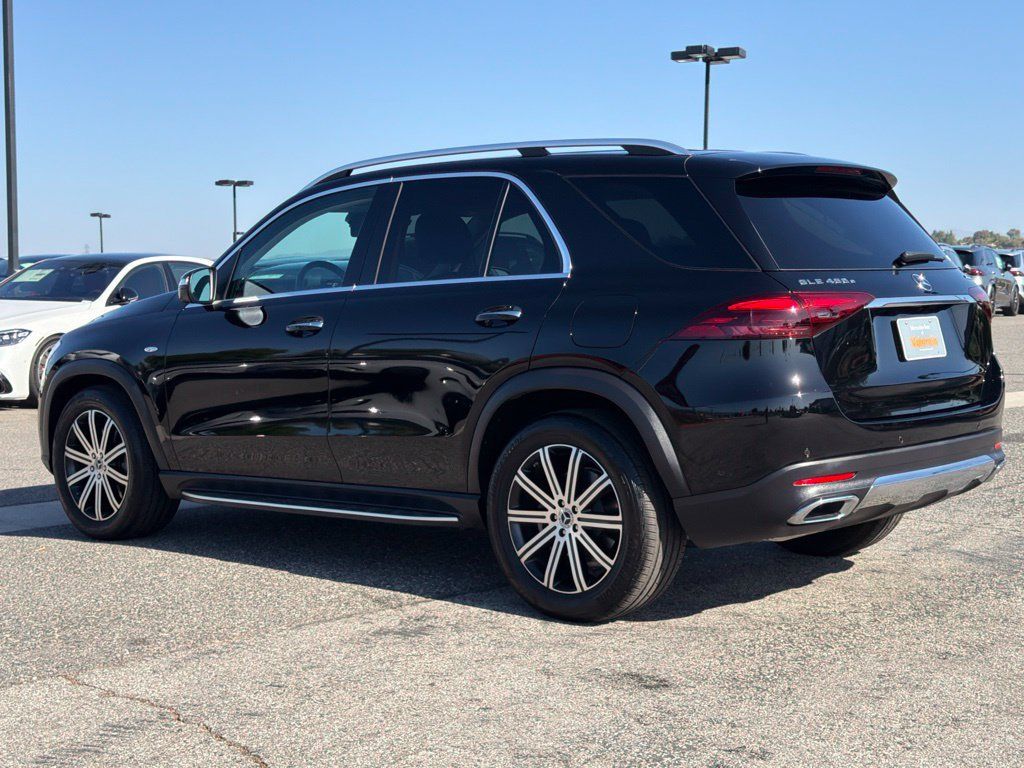 Certified 2025 Mercedes-Benz GLE 450e 4MATIC image 11
