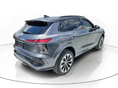 New 2026 Audi Q3 quattro 2.0T AWD/4WD image 4