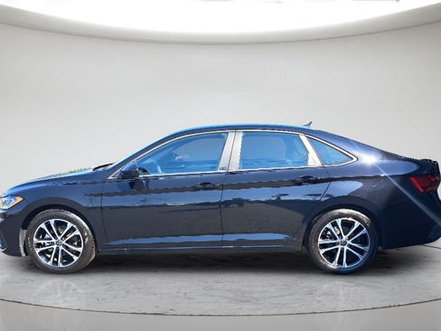 Used 2026 Volkswagen Jetta Sport FWD image 6