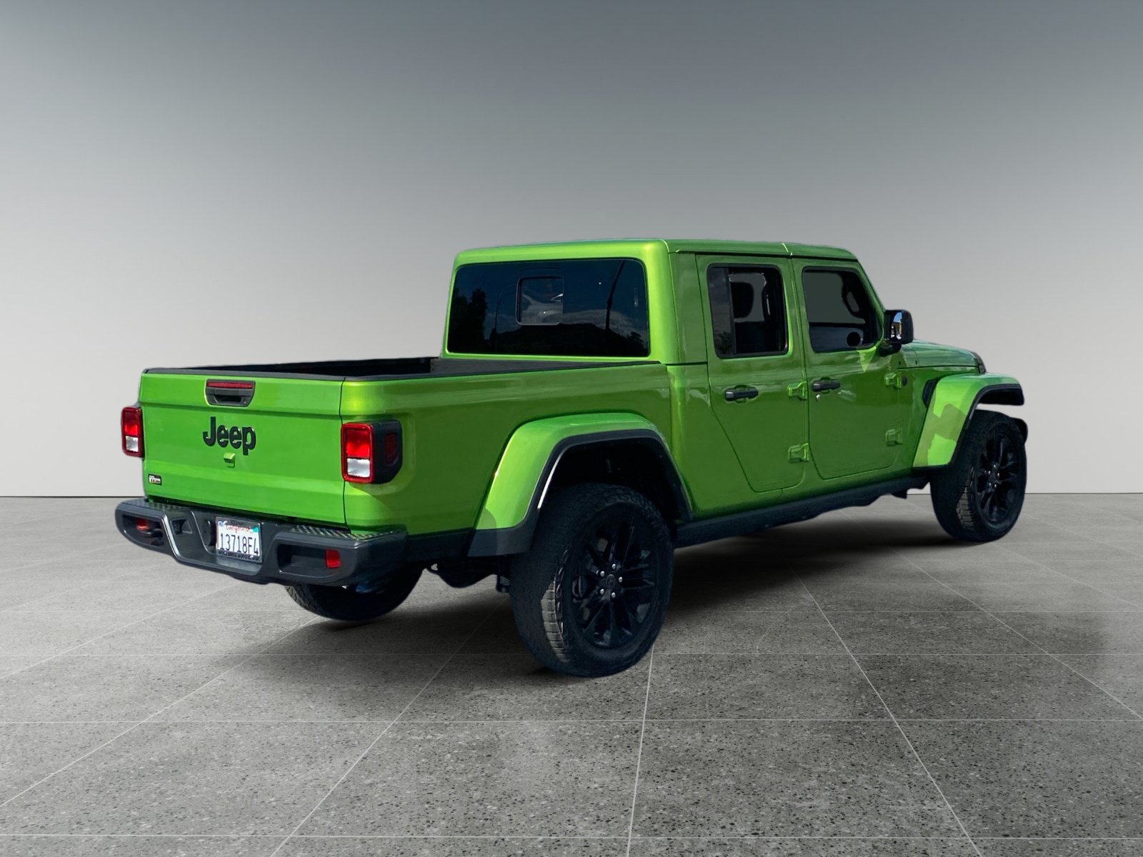 Used 2025 Jeep Gladiator Sport AWD/4WD image 5