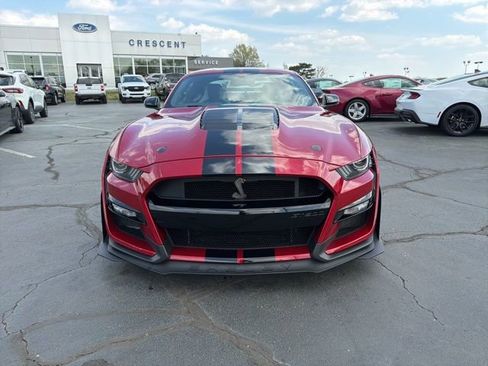 Used 2020 Ford Mustang Shelby GT500 w/ Carbon Fiber Track Pack image 2