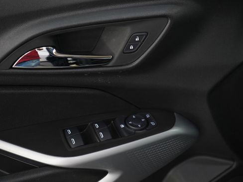 Used 2024 Chevrolet Trax LS w/ Driver Confidence Package image 18