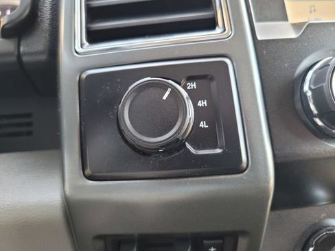 Certified 2020 Ford F250 XLT AWD/4WD image 25