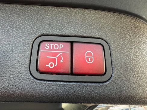 Used 2019 Mercedes-Benz GLS 450 4MATIC w/ Premium 1 Package image 55