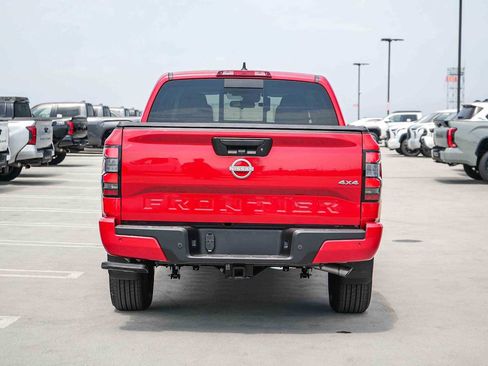 New 2026 Nissan Frontier SV w/ Tow Package AWD/4WD image 7
