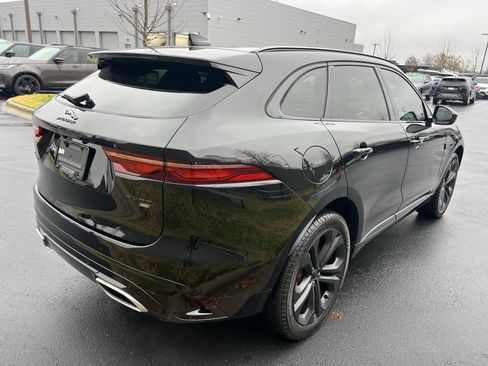 Certified 2023 Jaguar F-PACE R-Dynamic S image 7
