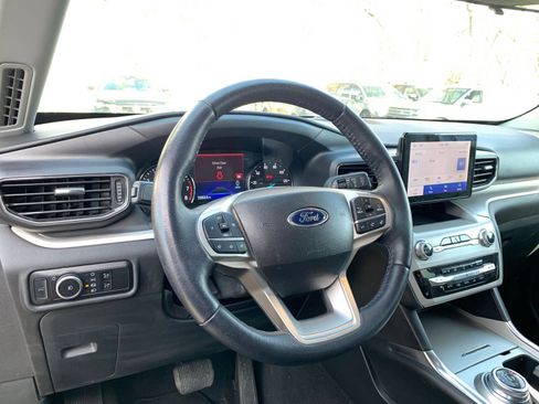 Used 2023 Ford Explorer XLT w/ Equipment Group 202A image 37