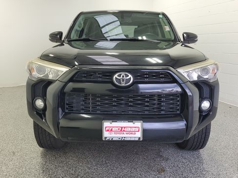 Used 2015 Toyota 4Runner SR5 Premium RWD image 3