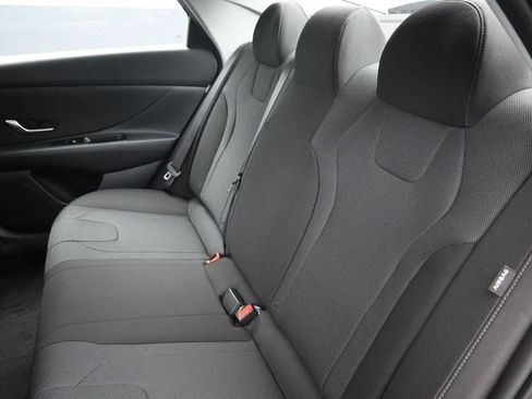 New 2026 Hyundai Elantra SE FWD image 13