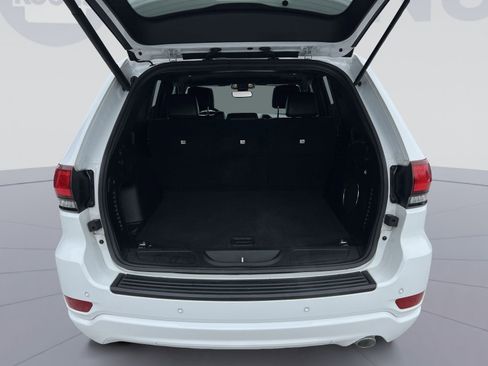 Used 2022 Jeep Grand Cherokee Laredo X image 26