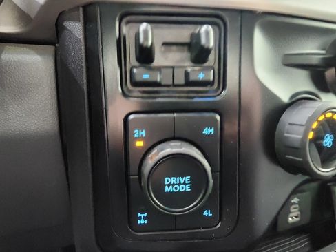Used 2024 Ford F250 XL w/ STX Appearance Package image 45