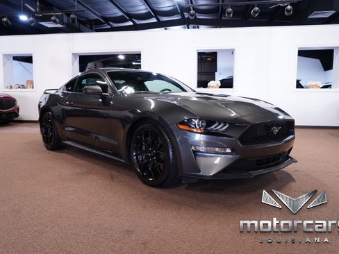 Used 2019 Ford Mustang Premium w/ Ecoboost Performance Package image 9