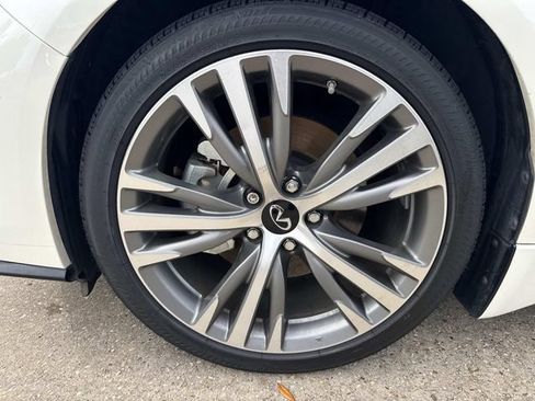 Used 2023 INFINITI Q50 Sensory RWD image 9