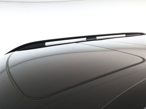 Used 2025 Kia EV9 GT-Line image 8