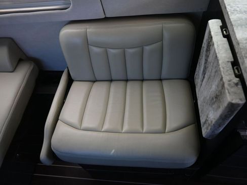 Used 2014 Mercedes-Benz Sprinter 3500 image 43