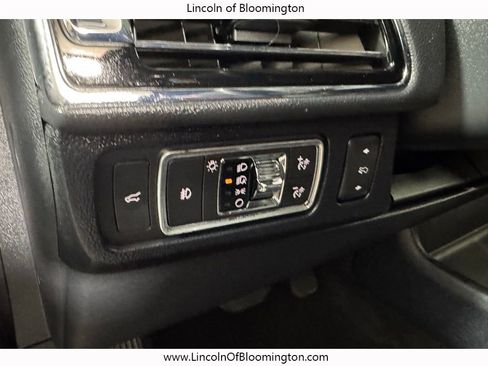 Used 2022 Lincoln Navigator Reserve image 42