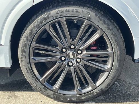 New 2026 Cadillac Lyriq V AWD/4WD image 14