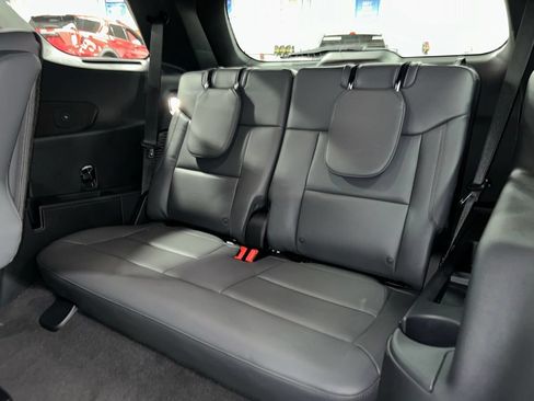 New 2027 Ford Explorer Active w/ Active Comfort Package AWD/4WD image 28