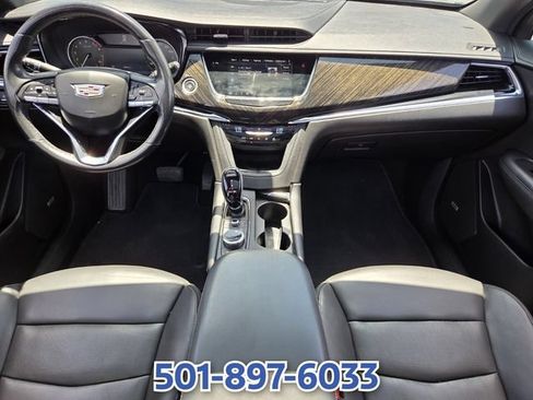 Used 2022 Cadillac XT6 Premium Luxury FWD image 12