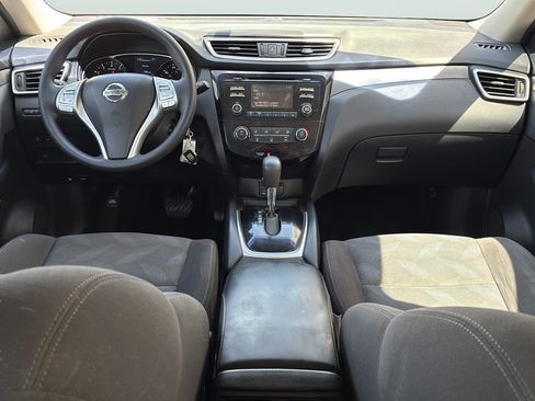 Used 2016 Nissan Rogue S FWD image 18
