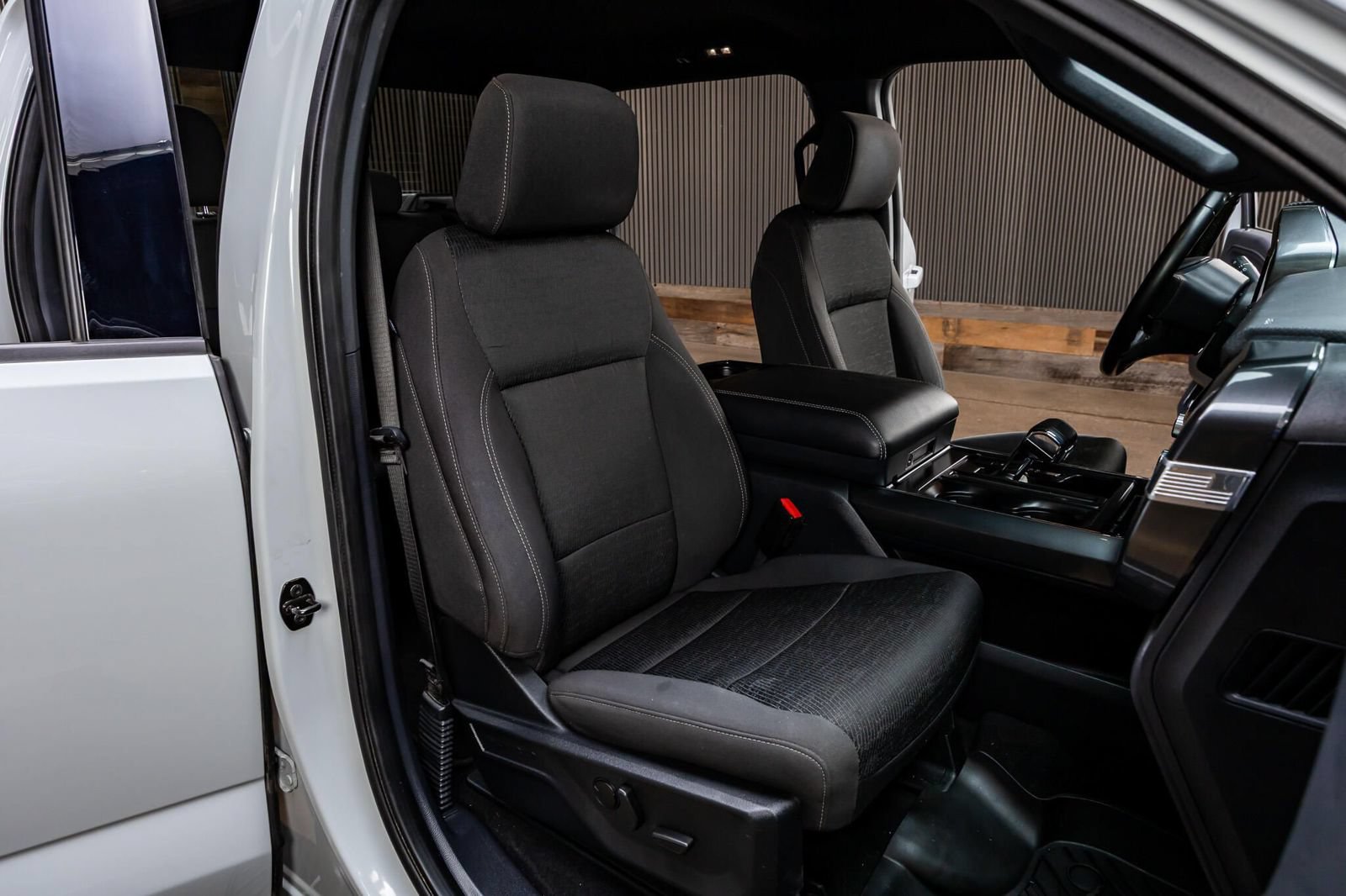 Used 2023 Ford F150 XLT w/ Equipment Group 302A High AWD/4WD image 28