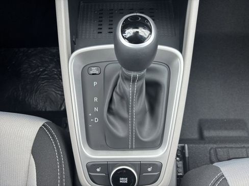 New 2026 Hyundai Venue SEL FWD image 20