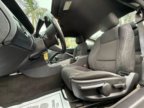 Used 2013 Ford Mustang Coupe image 28