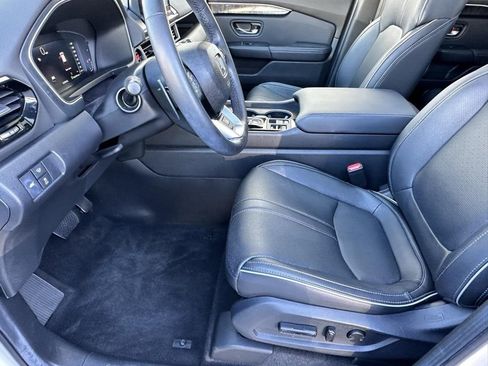 Used 2024 Honda Pilot Elite image 6