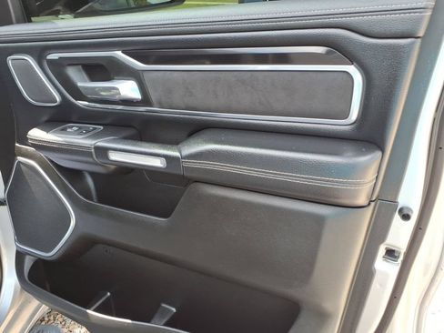Used 2022 RAM 1500 Laramie AWD/4WD image 29