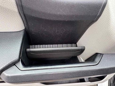 Used 2015 Ford F150 XL w/ Equipment Group 101A Mid image 29