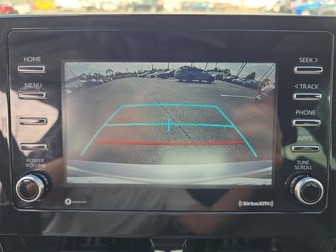 Used 2021 Toyota Camry LE image 18