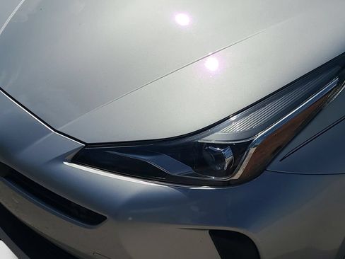 Certified 2021 Toyota Prius XLE FWD image 23