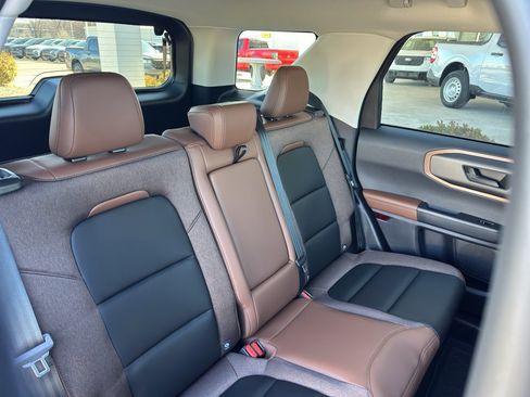 New 2025 Ford Bronco Sport Outer Banks w/ Outer Banks Tech Package+ image 37