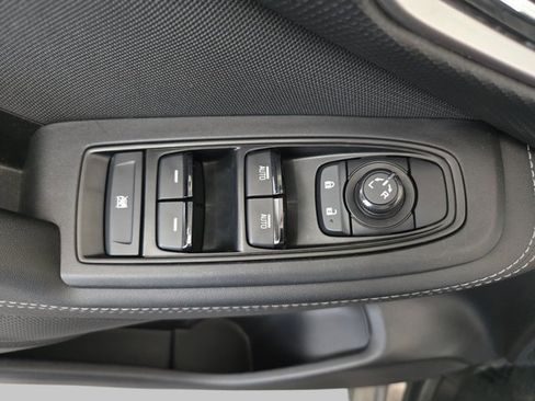 Used 2023 Subaru Forester Premium image 32