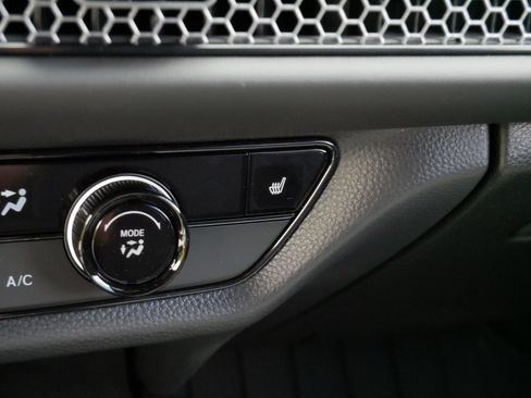 Certified 2026 Honda HR-V Sport image 30