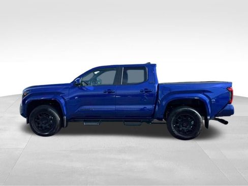 Certified 2025 Toyota Tacoma SR5 image 2