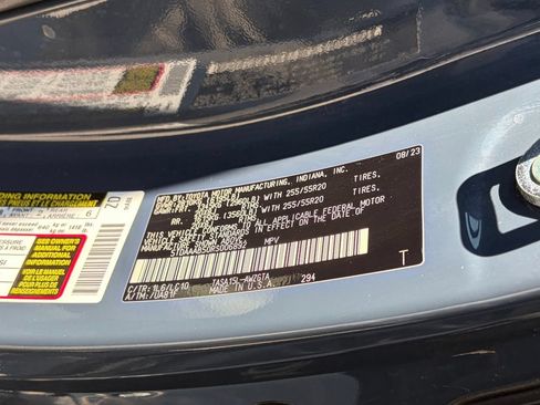 Used 2024 Toyota Grand Highlander AWD image 14
