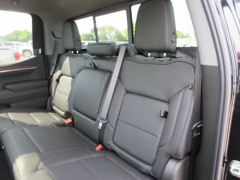 New 2026 GMC Sierra 1500 Denali w/ Denali Reserve Package AWD/4WD image 13