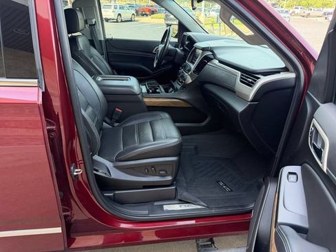 Used 2019 GMC Yukon Denali w/ Denali Ultimate Package AWD/4WD image 22
