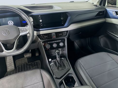 Used 2023 Volkswagen Taos SE w/ Panoramic Sunroof Package image 19