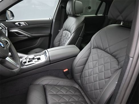 New 2026 BMW X6 xDrive40i image 33